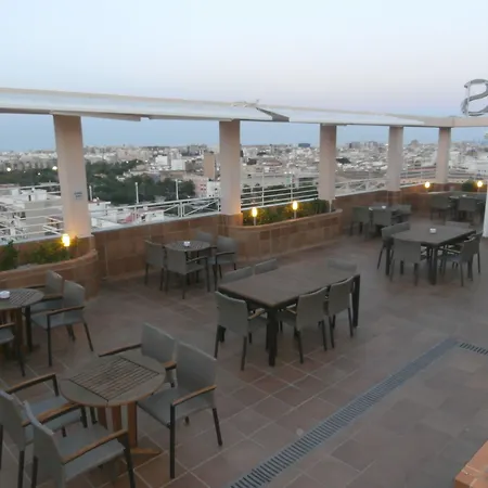 Hotel Nh Center