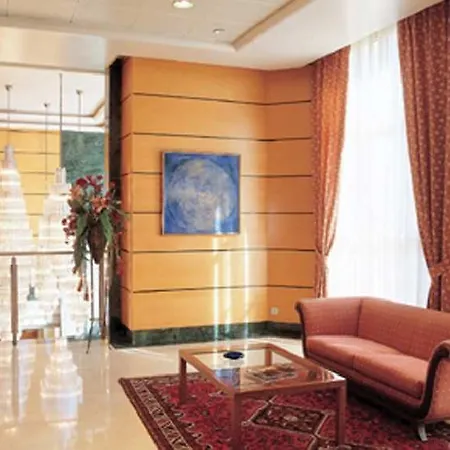 Nh Center Hotel