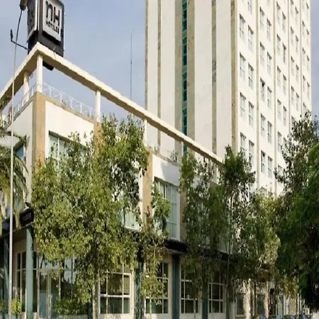 Nh Center Hotel