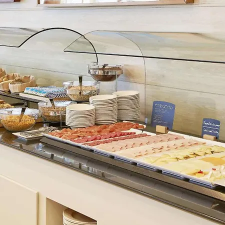 إن إتش سنتر فالنسيا