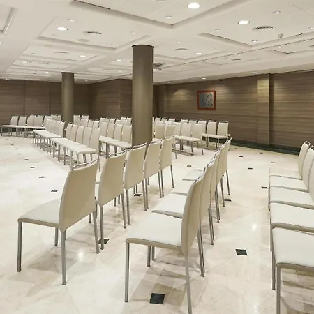 إن إتش سنتر 4*