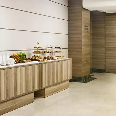 酒店 Nh瓦伦西亚中心酒店 瓦伦西亚