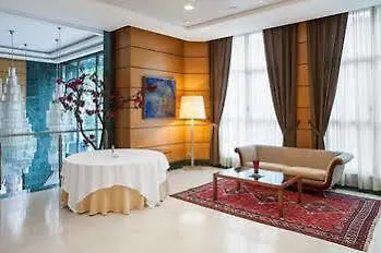 Hotel Nh Center