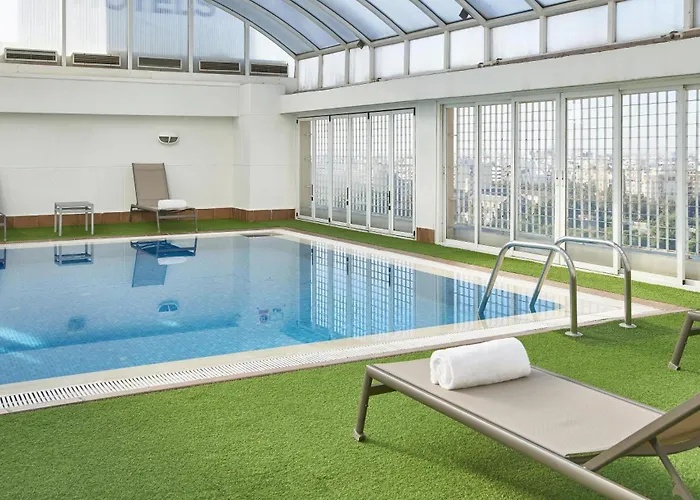 Nh Center 4* Valensiya