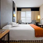 Hotel Nh Center