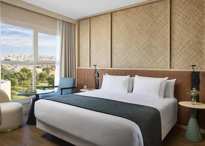 Hotel Nh Center 4*