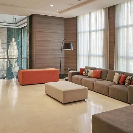 Nh Center Hotel 4*