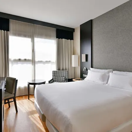 Nh Center Hotel 4*