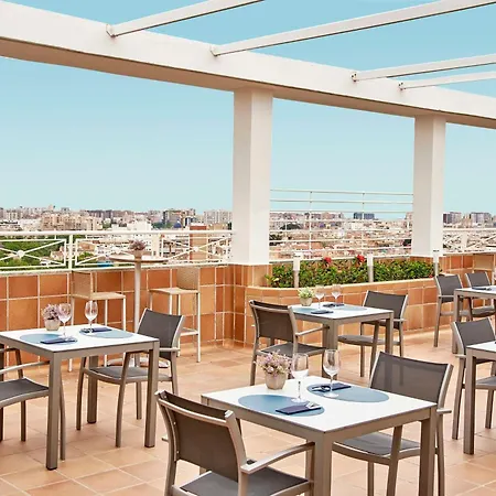 Nh Center Hotel 4*