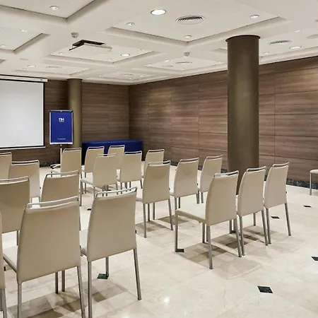 Nh Center 4* Valencia